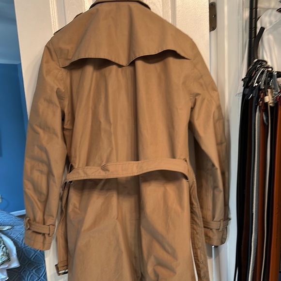 Classic Tan Trench Coat - Picture 7 of 7